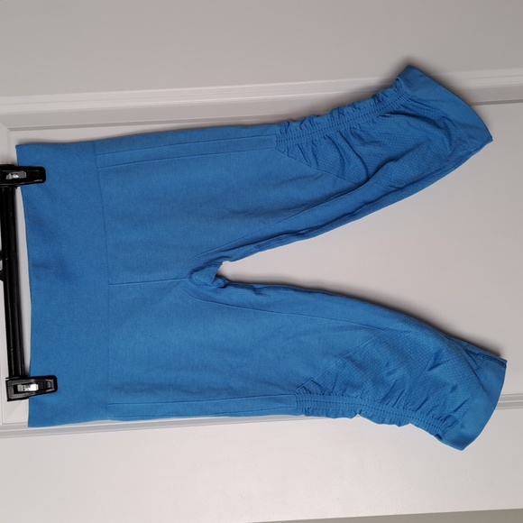 Lululemon In The Flow - Picture 4 of 7